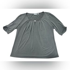 New York & Company Gray Pleated Scoop Neck Top